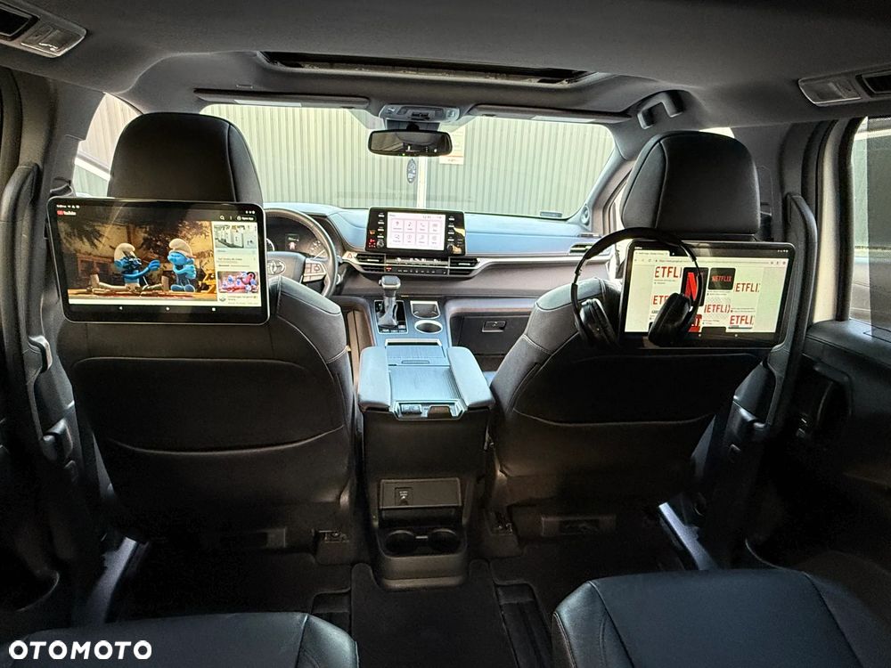 Toyota Sienna - 26