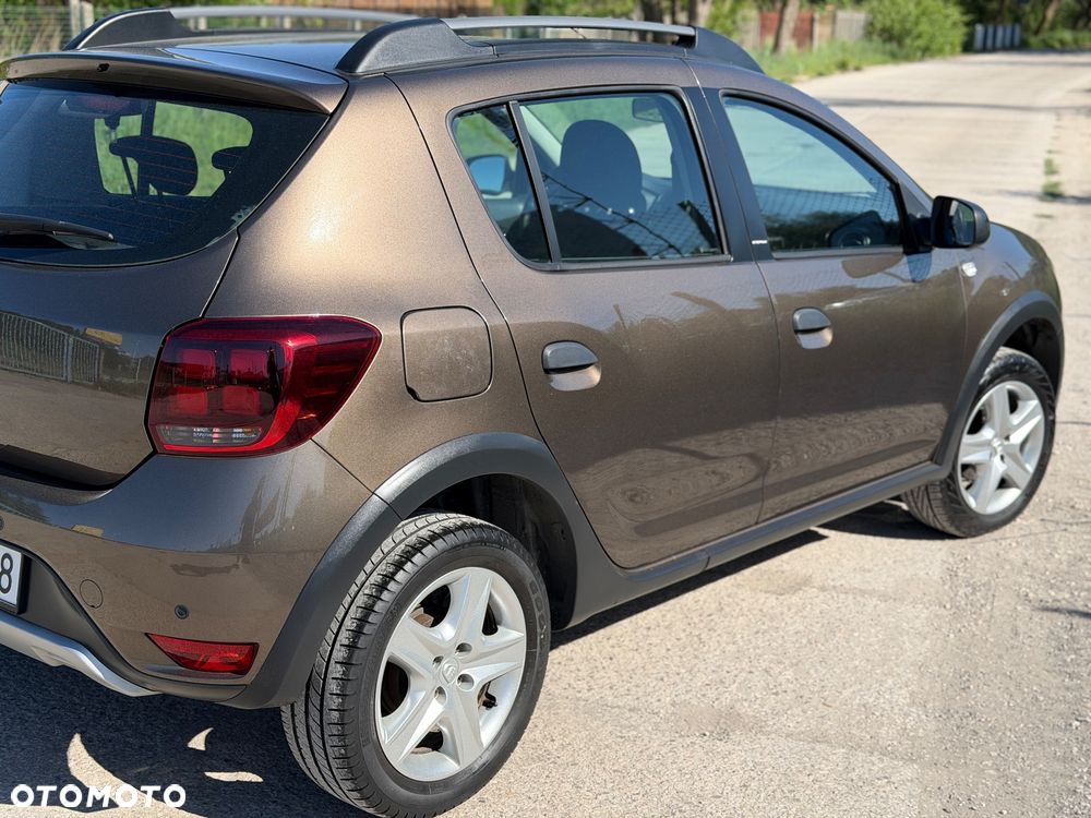 Dacia Sandero TCe 90 LIVE - 17