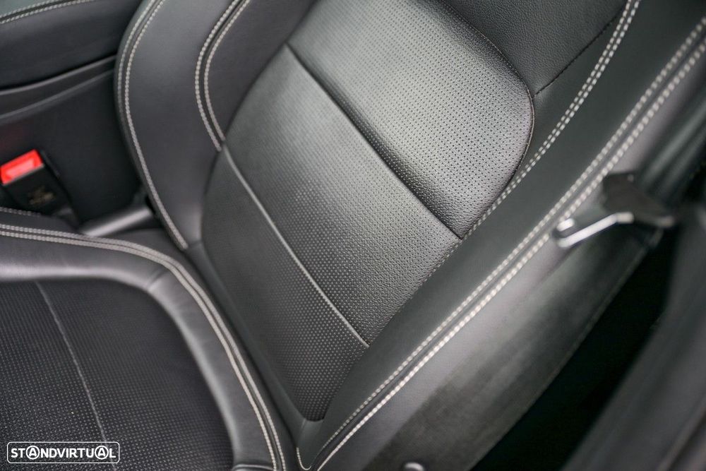 Jaguar E-Pace — fotografia 19