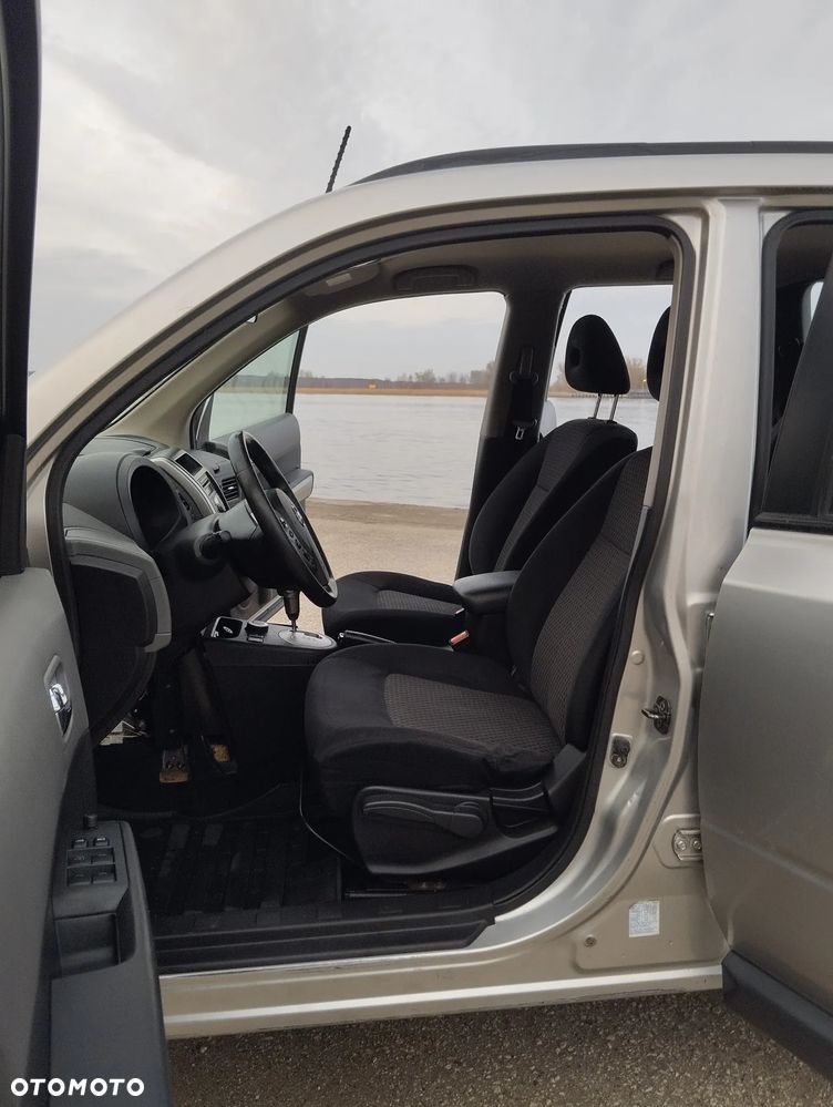 Nissan X-Trail 2.0 dCi 4x4 DPF Automatik SE - 31