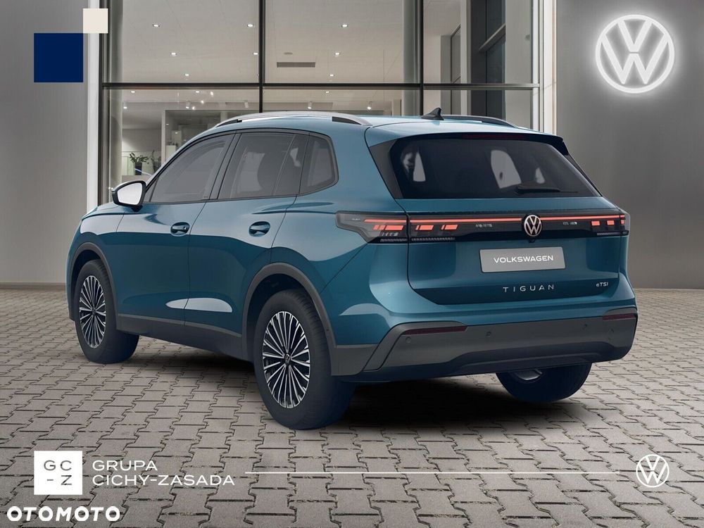 Volkswagen Tiguan - 4