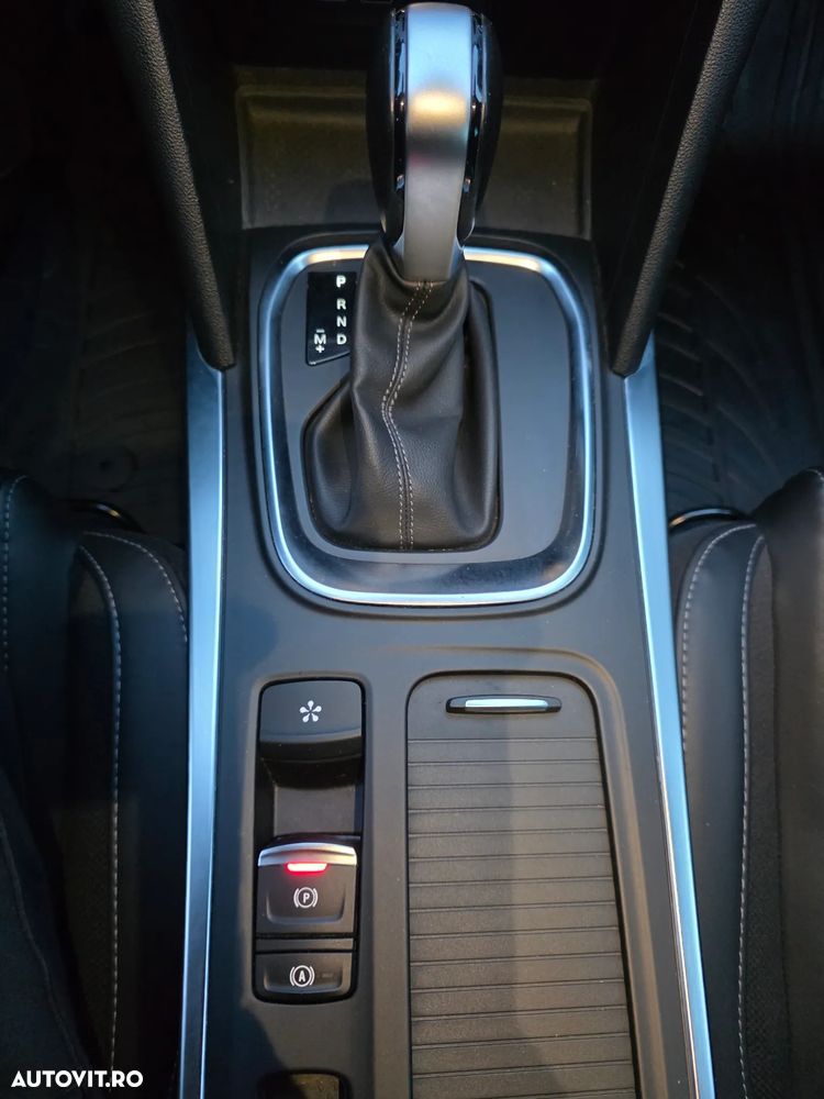 Renault Megane Blue dCi 116 EDC Intens - 13