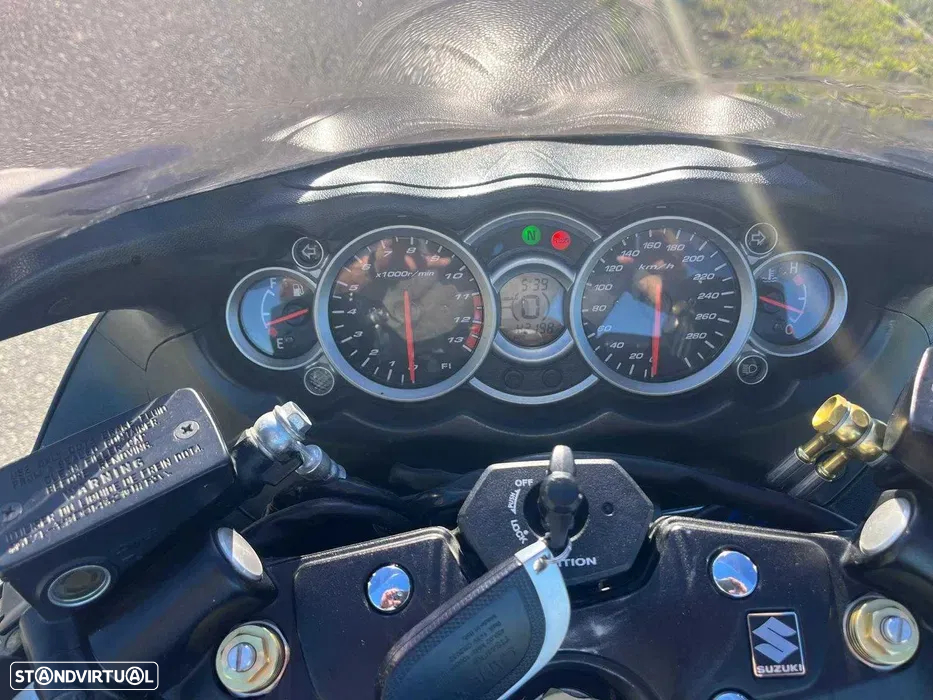 Suzuki Hayabusa - 8