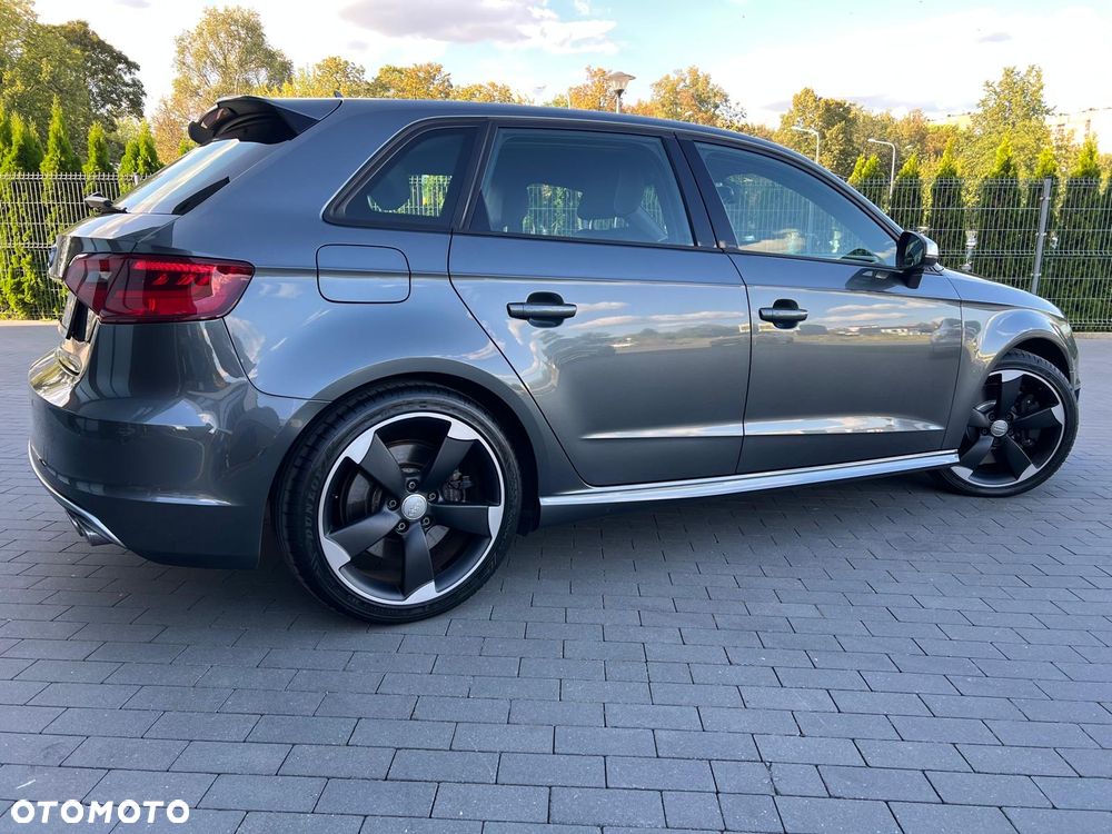 Audi S3 Sportback S tronic - 10