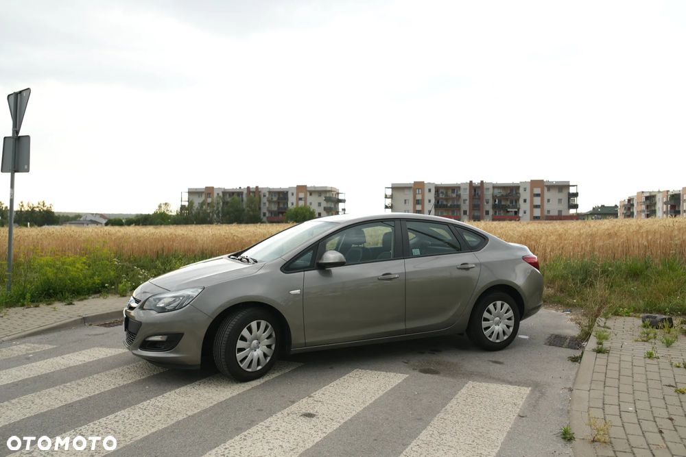Opel Astra 1.6 Active EU6 - 5