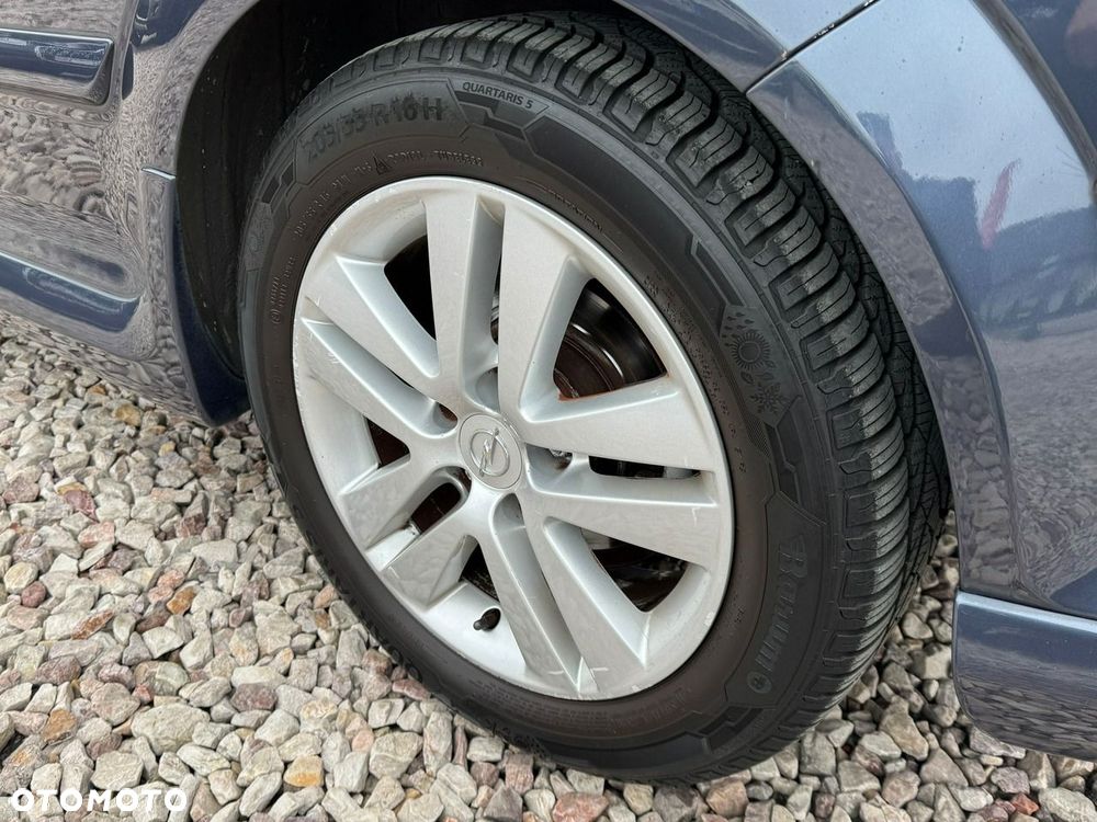Opel Astra - 4