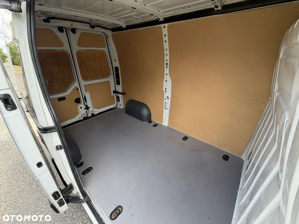 Renault Master * 2.3 / 125KM * L2H2 * Średni / Podwyższany * Furgon / Blaszak * - 18