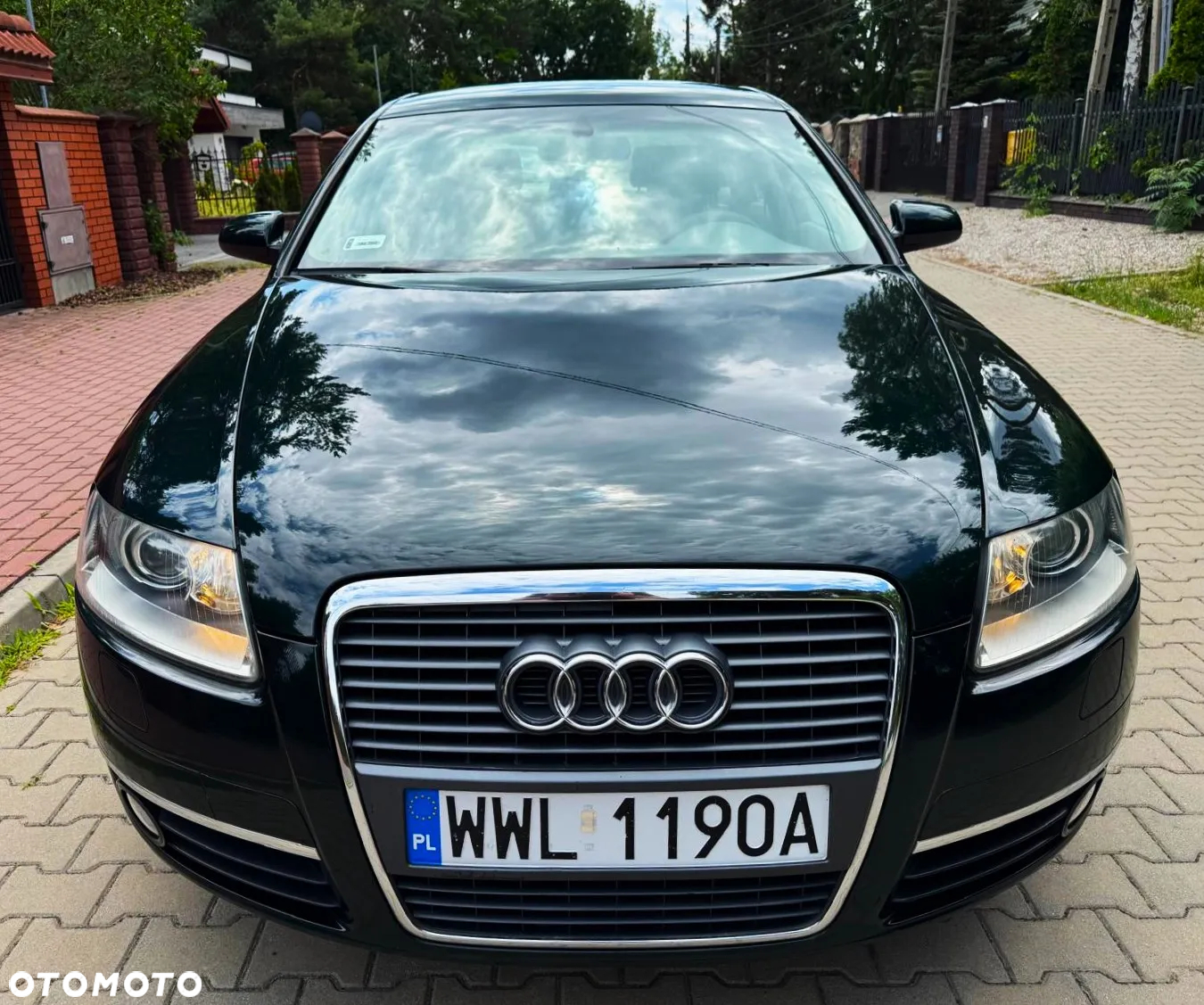 Audi A6 2.4 - 12