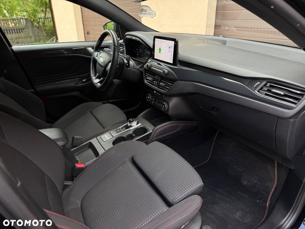 Ford Focus 2.0 EcoBlue ST-Line - 27