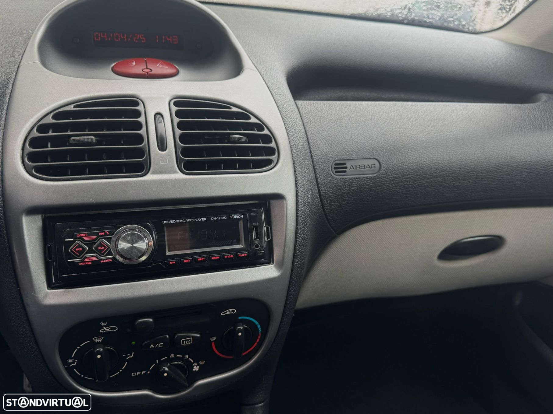 Peugeot 206 1.1 Black & Silver - 6