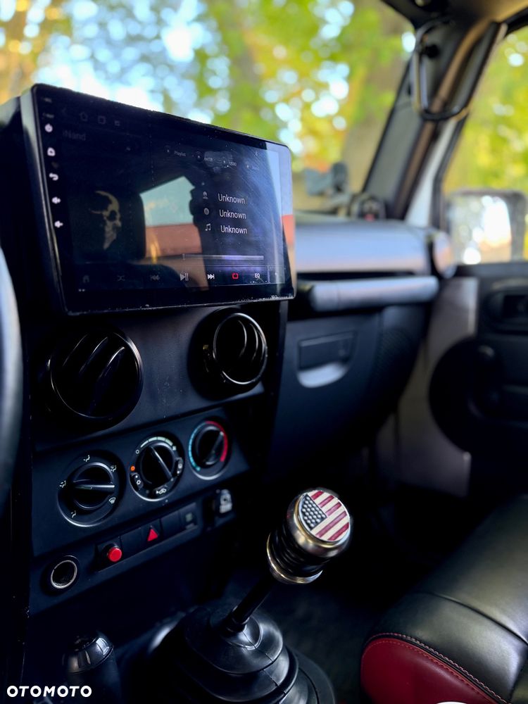 Jeep Wrangler 3.8 Sahara - 21