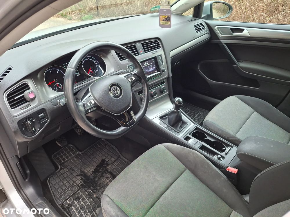 Volkswagen Golf 1.6 TDI DPF Comfortline - 6