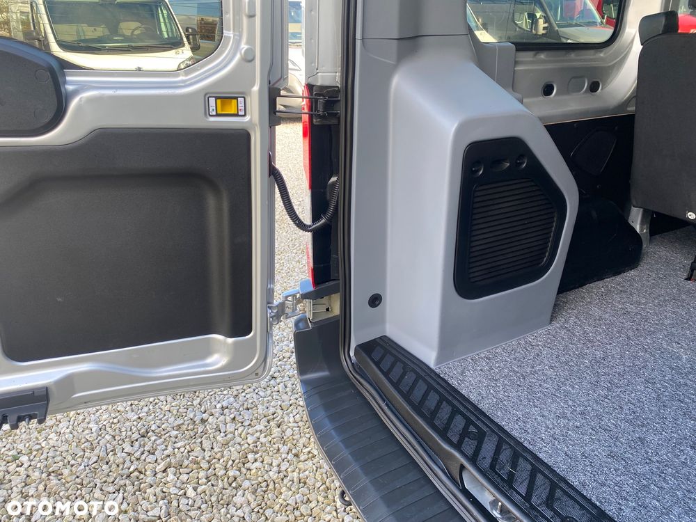 Ford TRANSIT, 9-osobowy, zakupiony w salonie w Rzeszowie, bezwypadkowy - 19