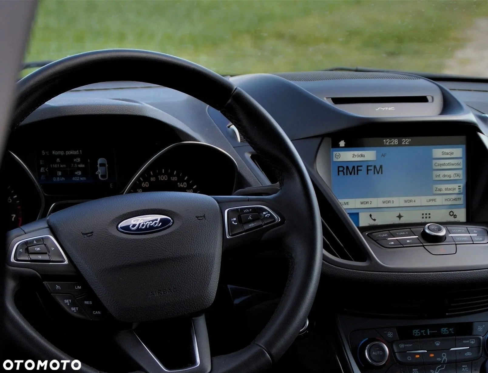 Ford Kuga - 32