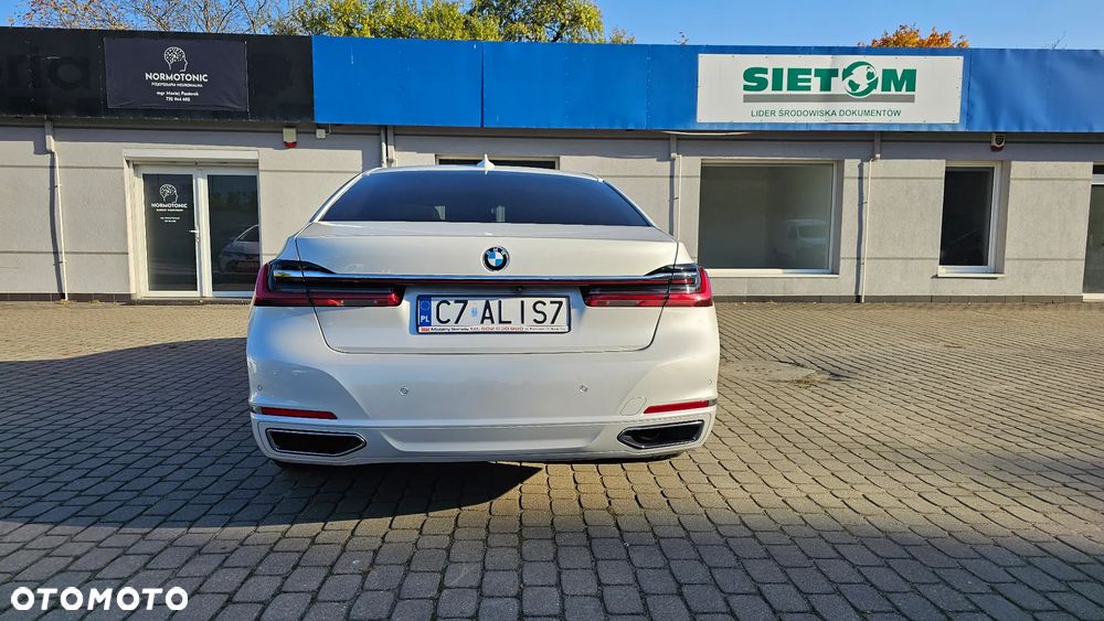 BMW Seria 7 730d xDrive - 17