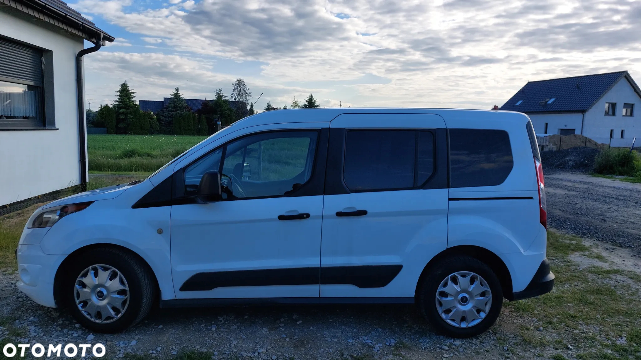 Ford Tourneo Connect 1.5 EcoBlue Trend - 2