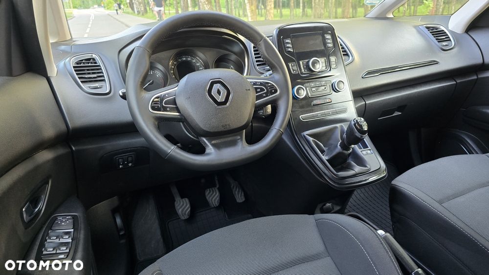 Renault Scenic - 5