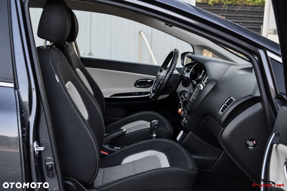 Kia Ceed - 22