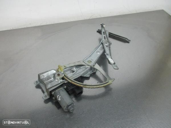 Elevador Frente Esq  Opel Astra H Combi (A04) - 2