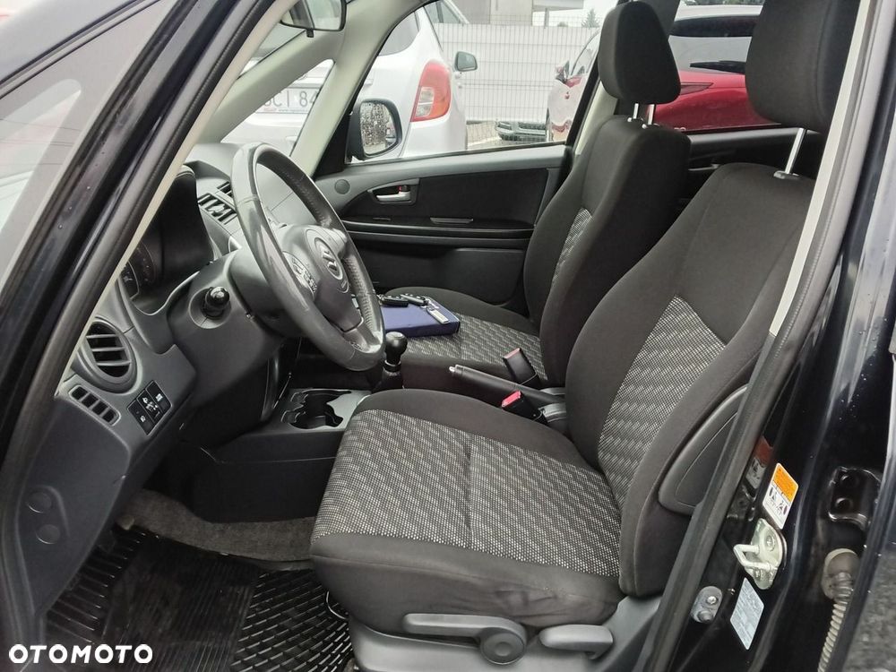 Suzuki SX4 - 14