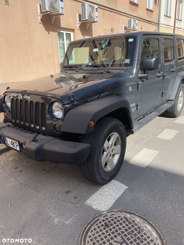 Jeep Wrangler - 5