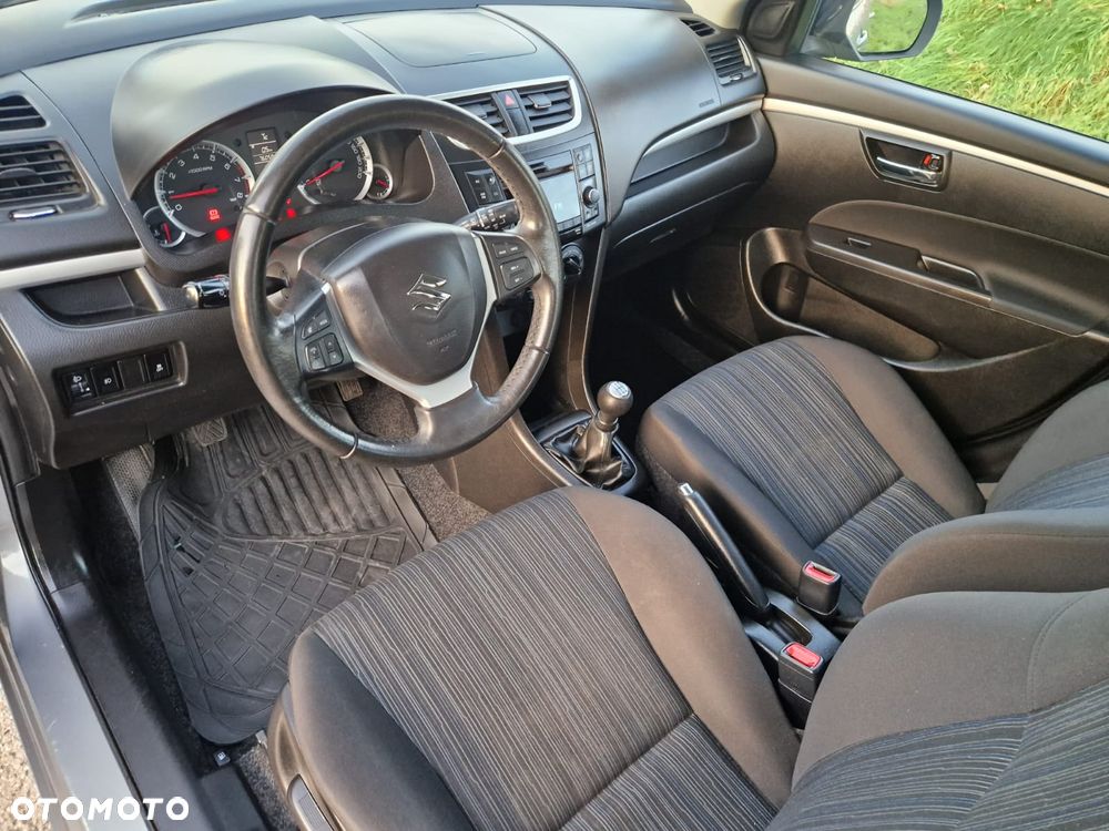 Suzuki Swift - 12