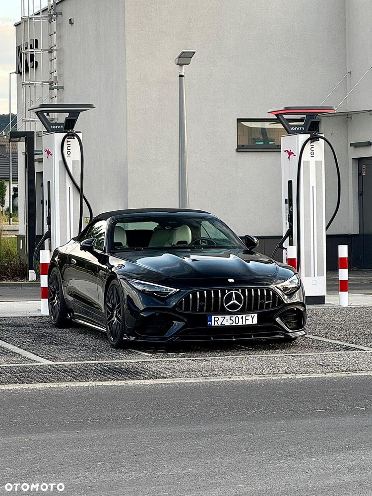 Mercedes-Benz SL - 1