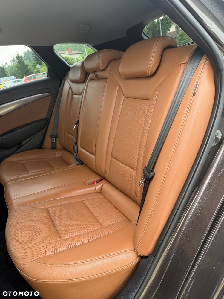 Hyundai i40 Kombi 2.0 Premium - 24