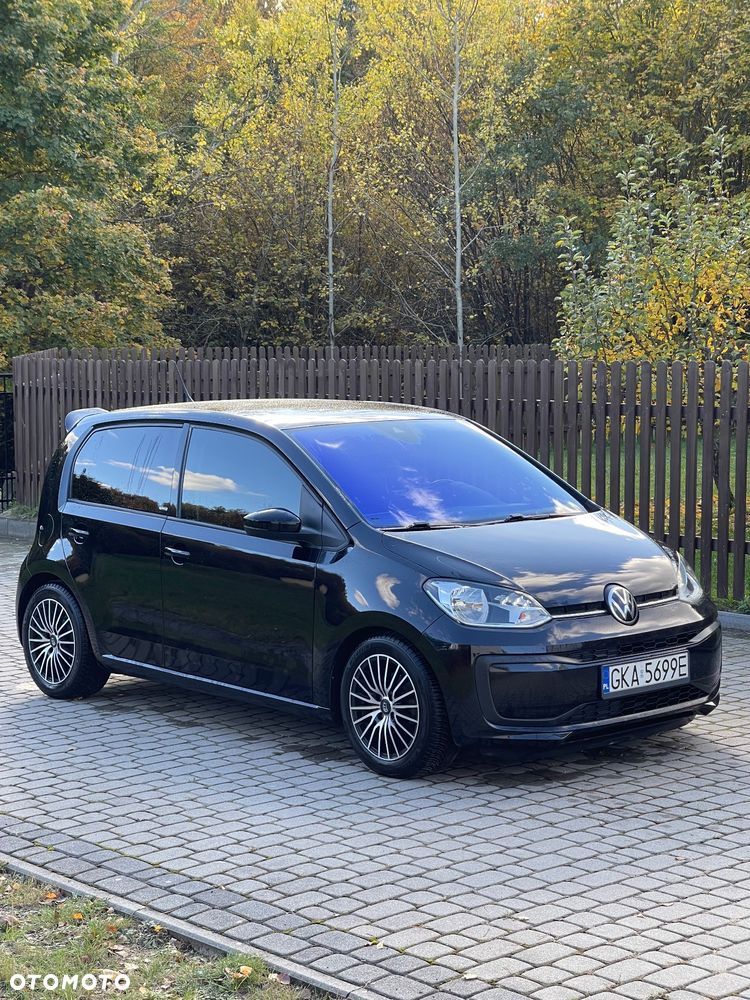 Volkswagen up! Active - 10
