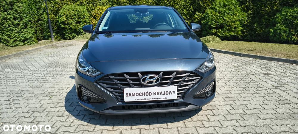 Hyundai i30 1.5 DPI Classic + - 13