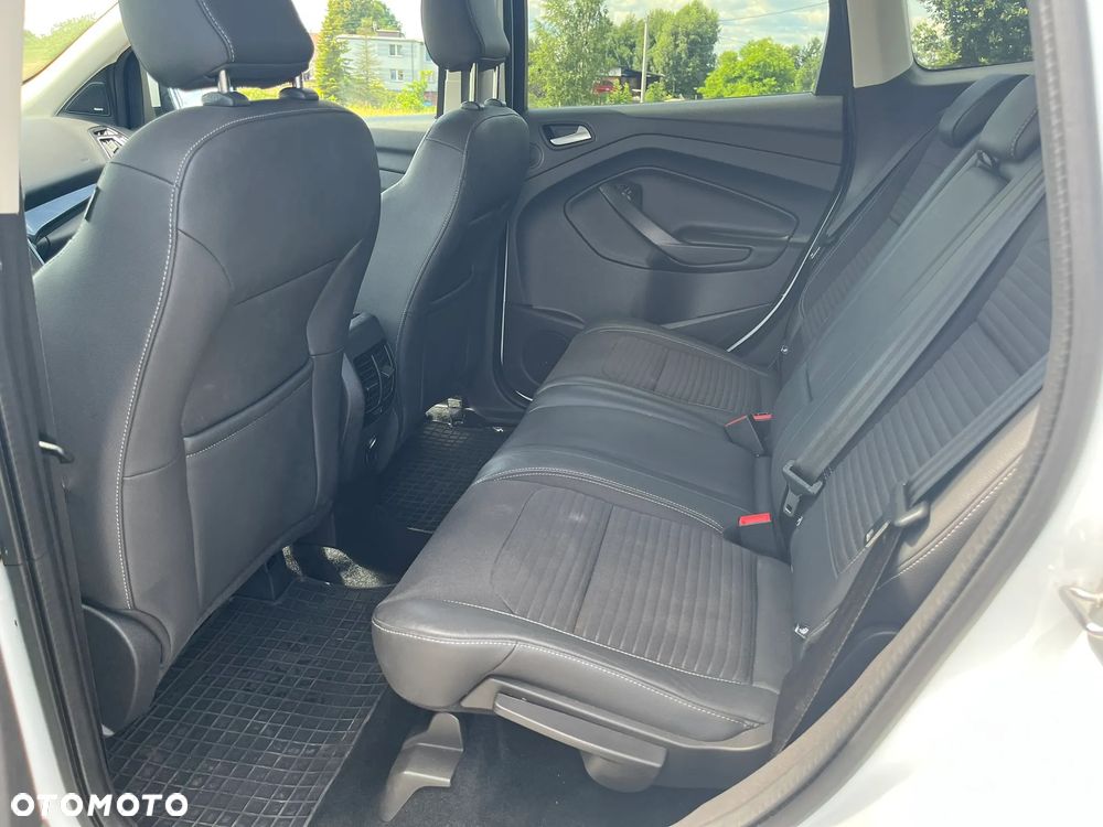 Ford Kuga 2.0 TDCi 4WD Titanium - 13