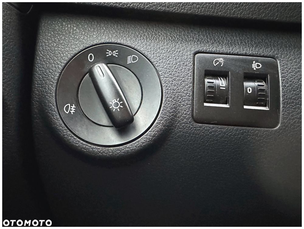 Volkswagen CADDY - 16