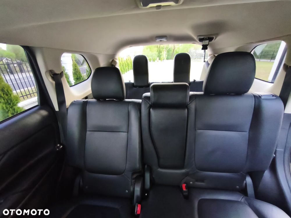 Mitsubishi Outlander - 18