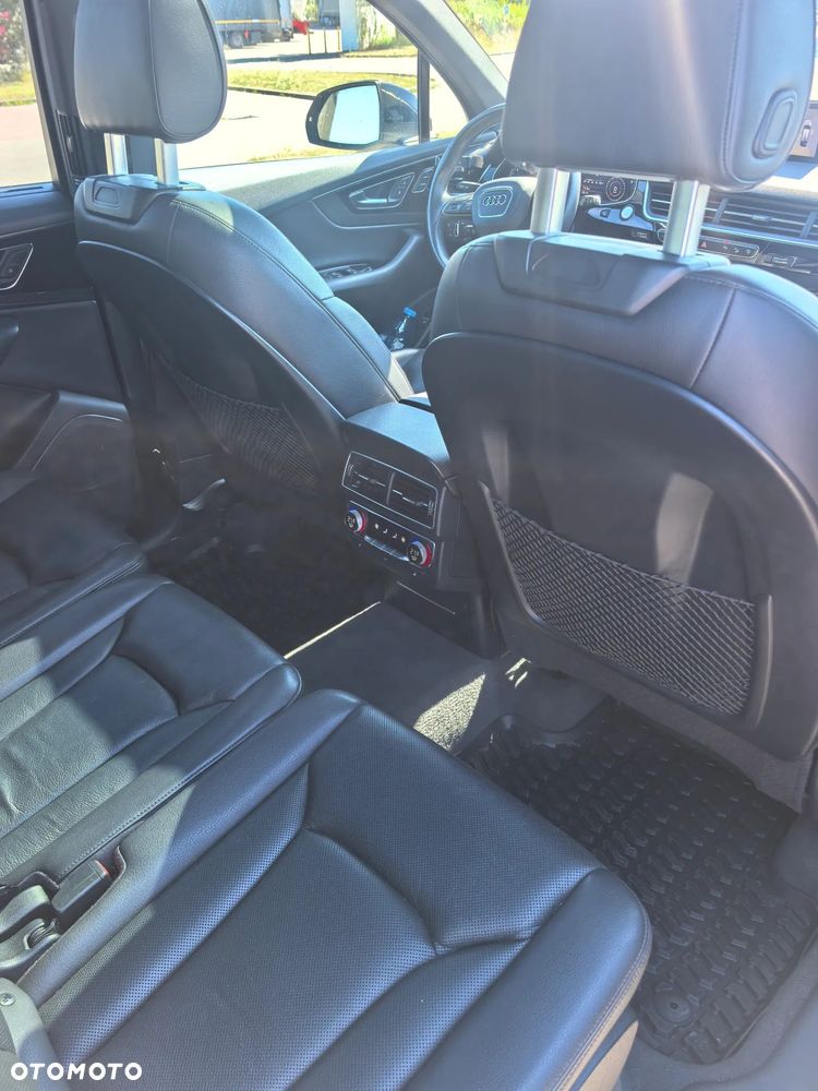 Audi Q7 3.0 TFSI Quattro Tiptronic - 8