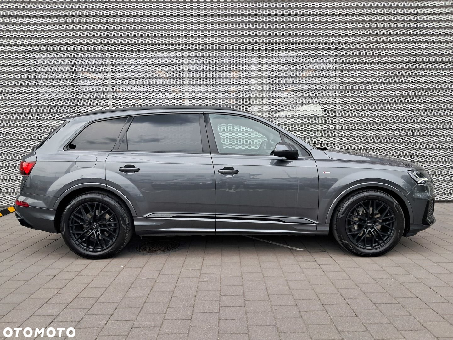 Audi Q7 - 11