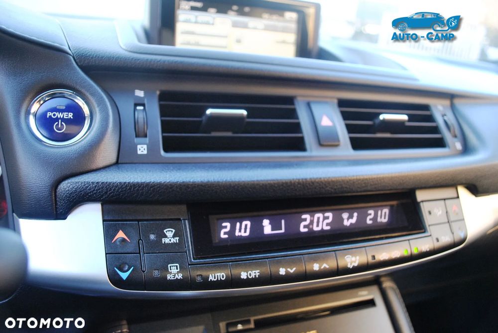 Lexus CT 200h F Sport - 18