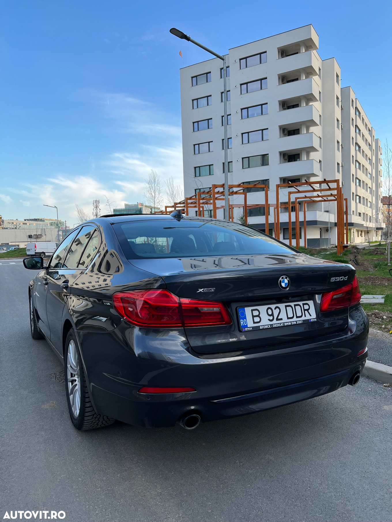 BMW Seria 5 530d xDrive AT - 5