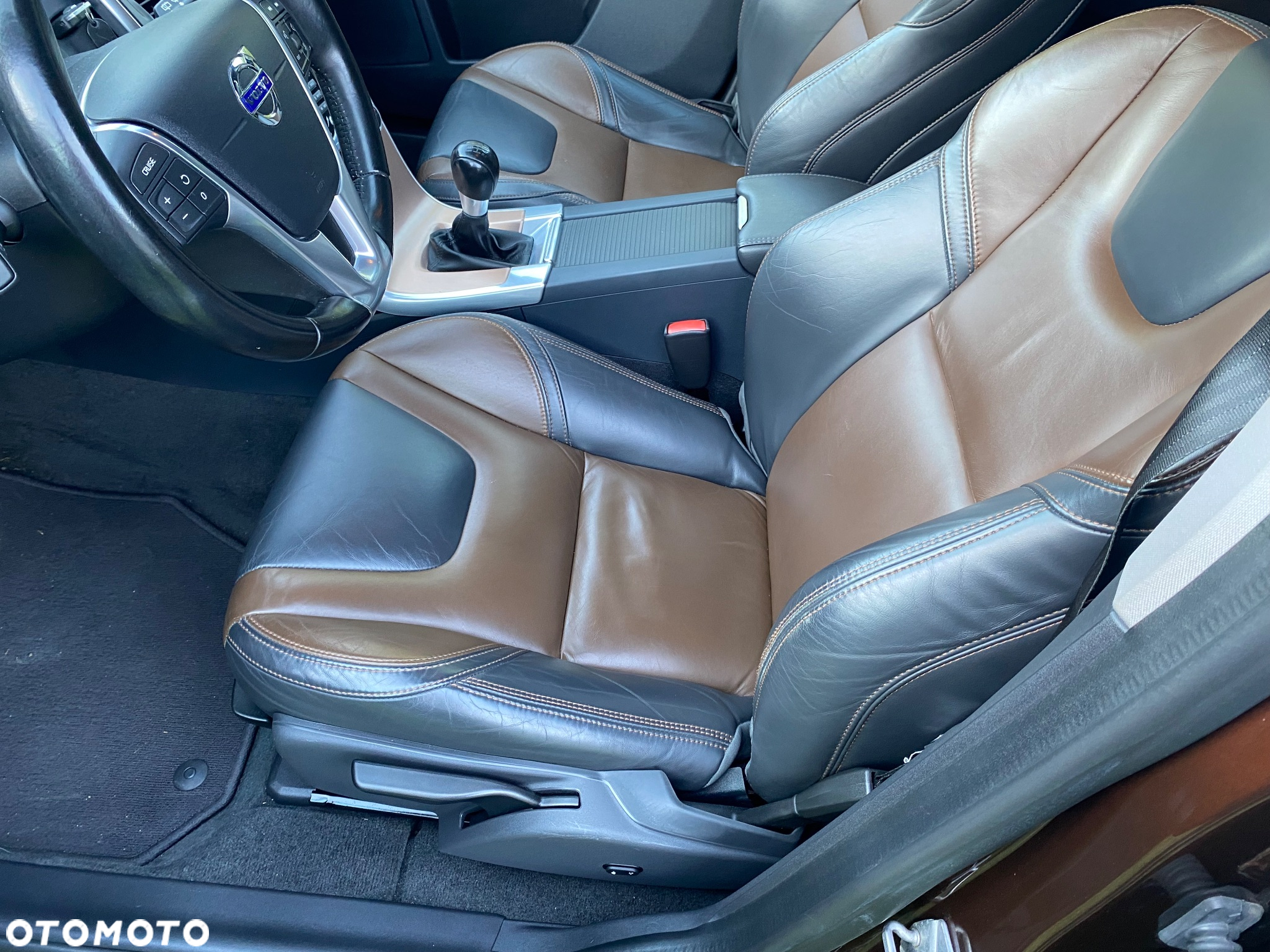 Volvo XC 60 - 10