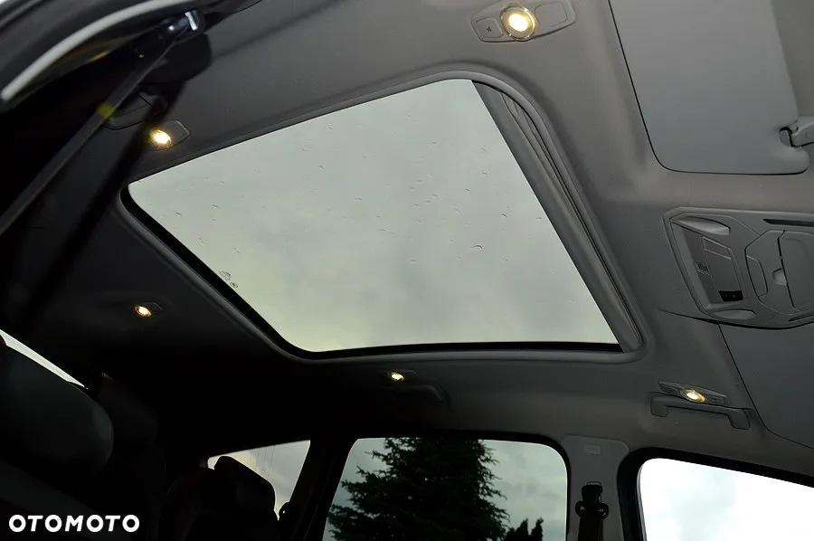 Ford S-Max - 36