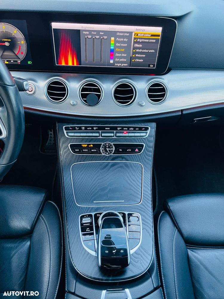 Mercedes-Benz E - 14