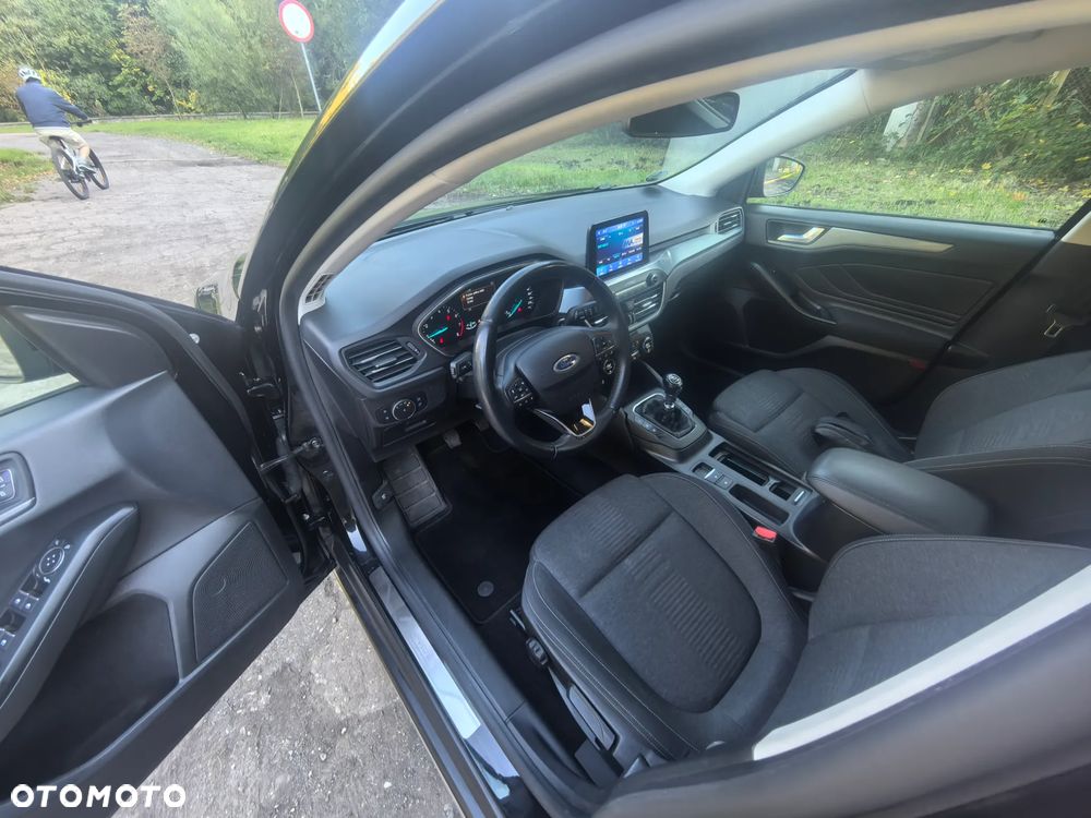 Ford Focus 1.0 EcoBoost STart-Stopp-System ACTIVE - 22
