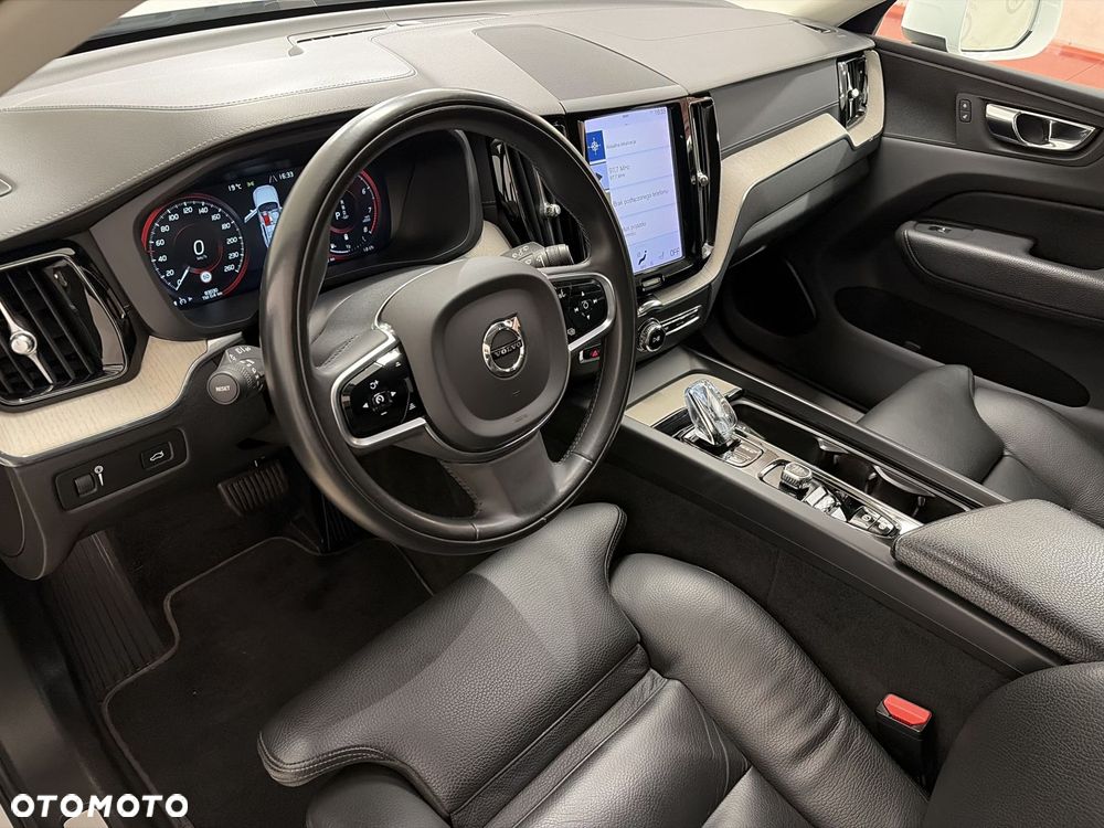 Volvo XC 60 B4 B Inscription - 10
