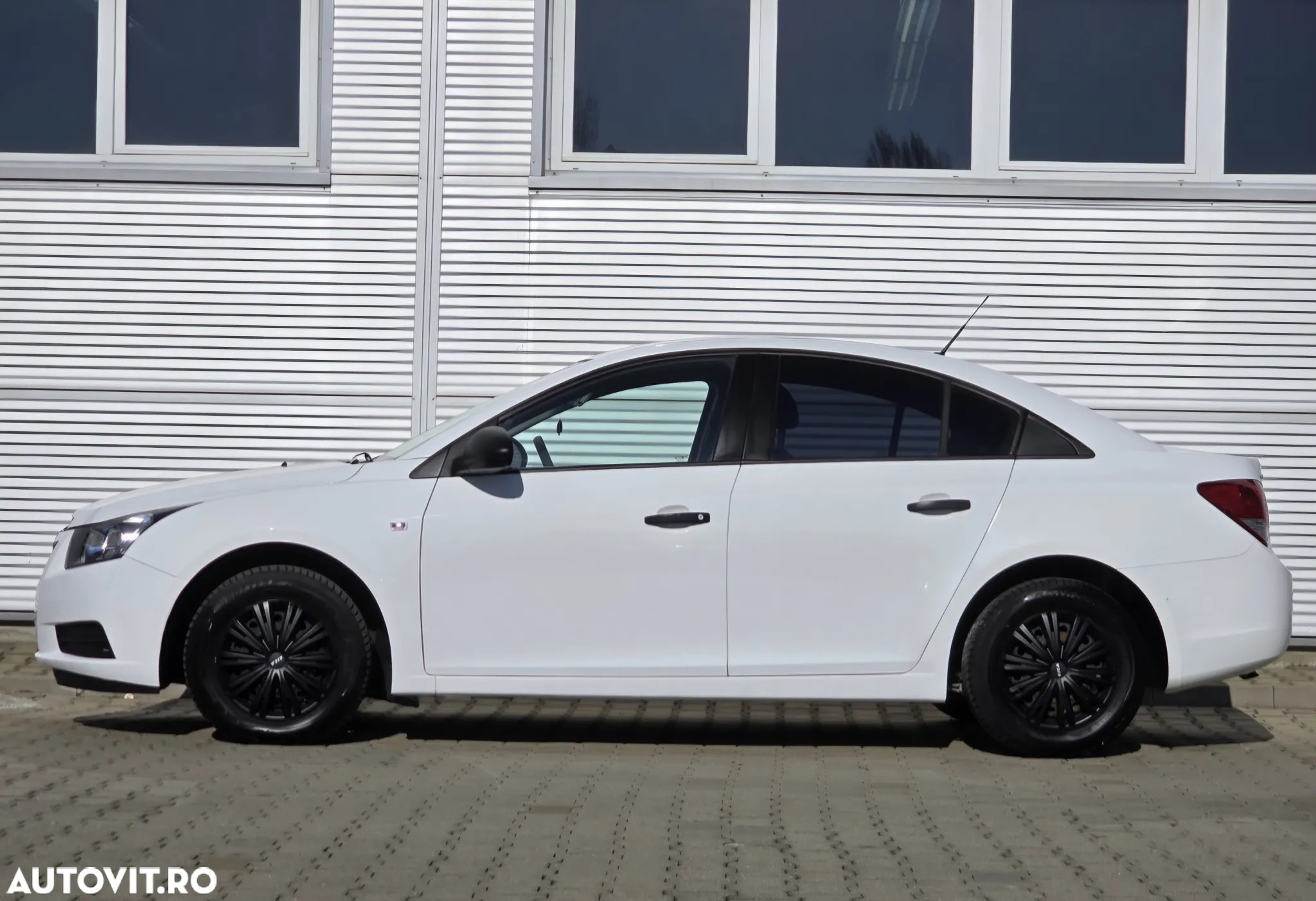 Chevrolet Cruze 1.8 LT - 14