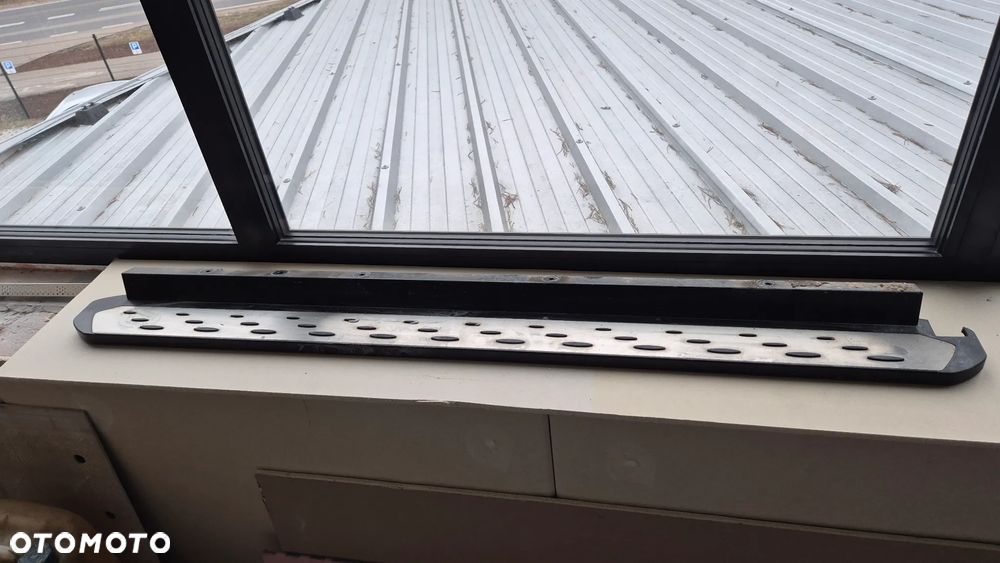 LEXUS NX II STOPIEŃ LISTWA PROGU PRAWA PW388-78001