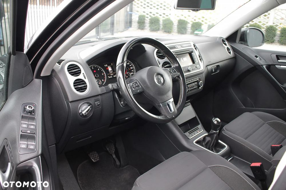 Volkswagen Tiguan 2.0 TDI DPF BlueMotion Technology Cup Sport & Style - 12