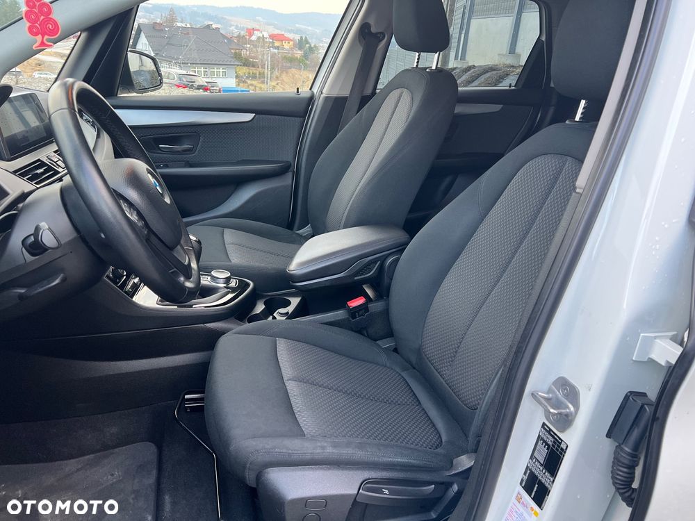 BMW Seria 2 216d Sport Line - 18