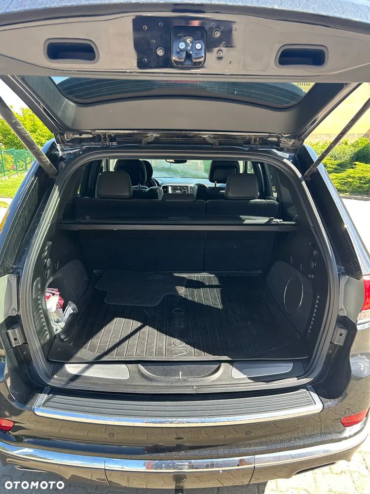 Jeep Grand Cherokee 3.0 CRD Overland Summit - 12