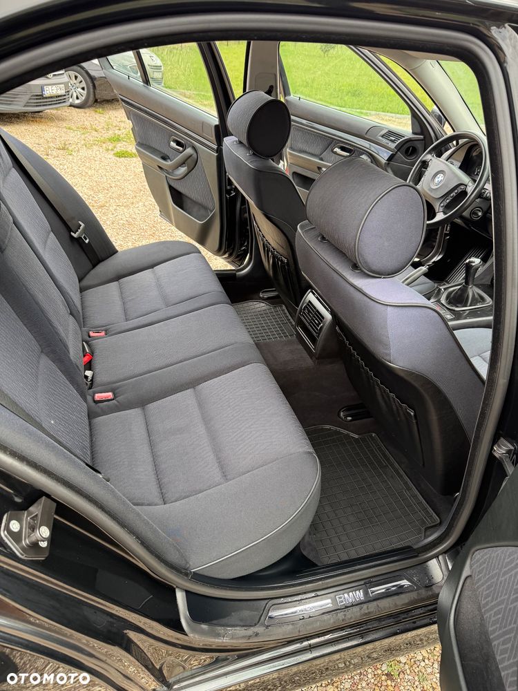 BMW Seria 5 - 12