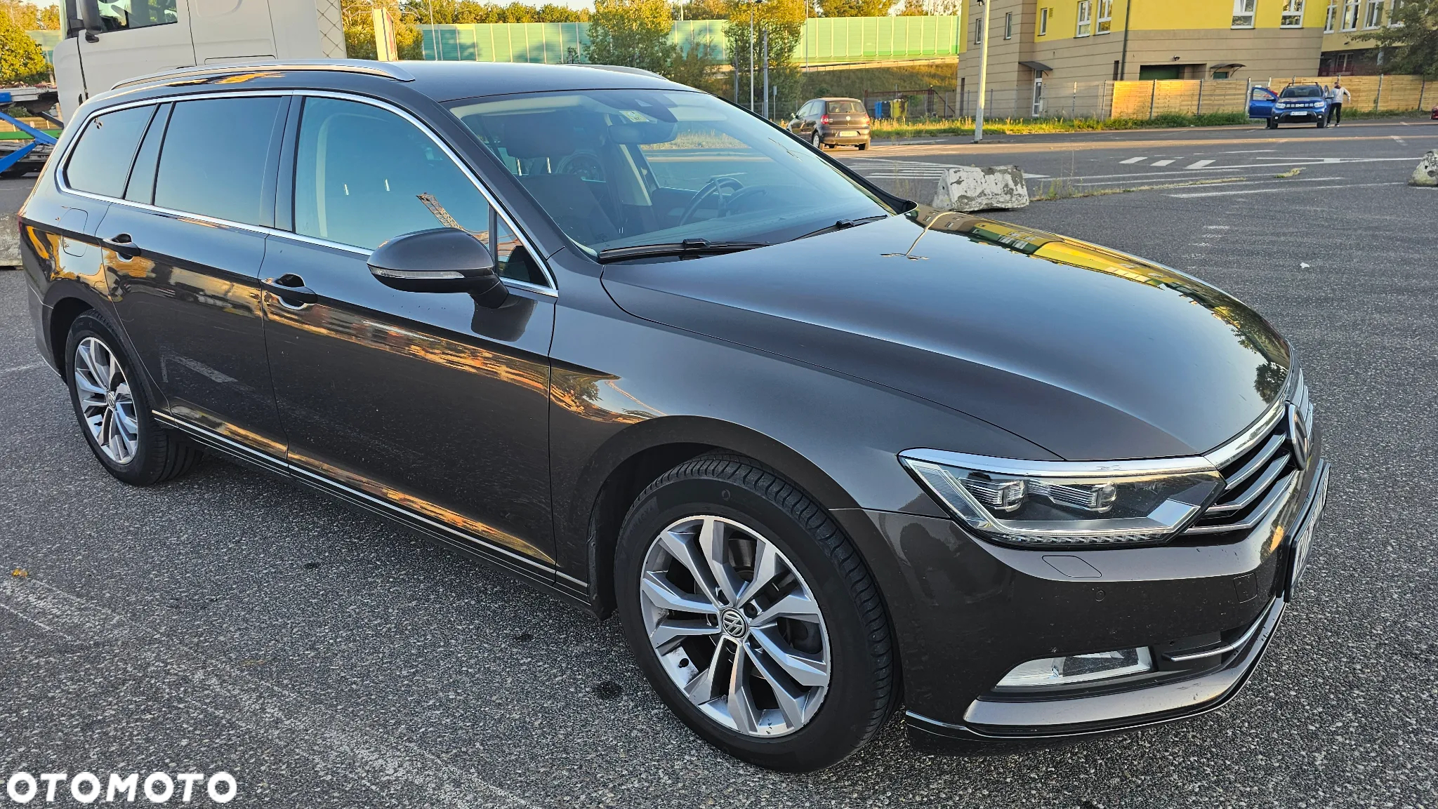 Volkswagen Passat 2.0 TDI BMT Comfortline DSG - 3