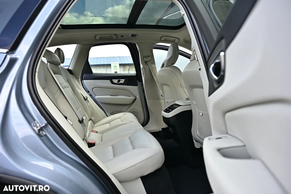 Volvo XC 60 T5 AWD Geartronic Inscription - 22